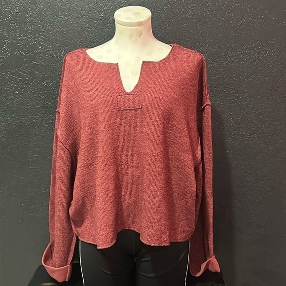 Urban Outfitters Boxy Oversize V-neck Long Sleeve Pullover Top Red Burgundy M - Picture 1 of 5